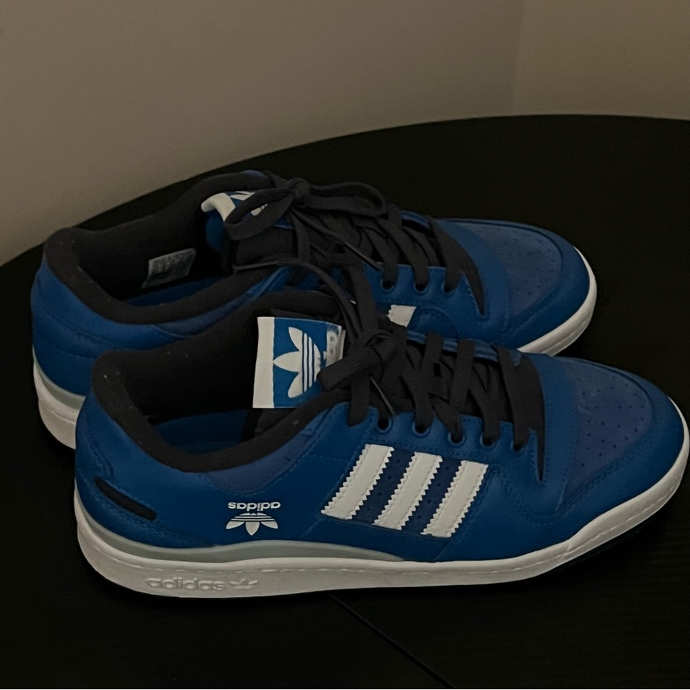 blue adidas shoes (in men size) 8.5